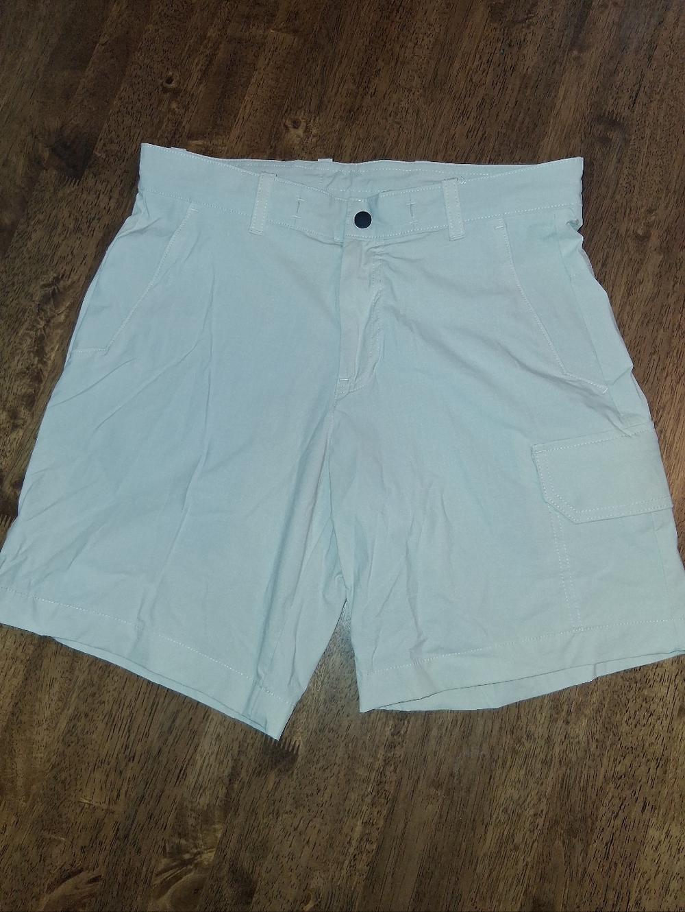 Vineyard Vines OTG Cargo Short Cream Athletic Hiking Glofing Camping Mens 28